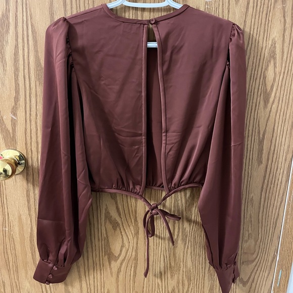 Aritzia Wilfred Silk Tie Back Top - Picture 2 of 4